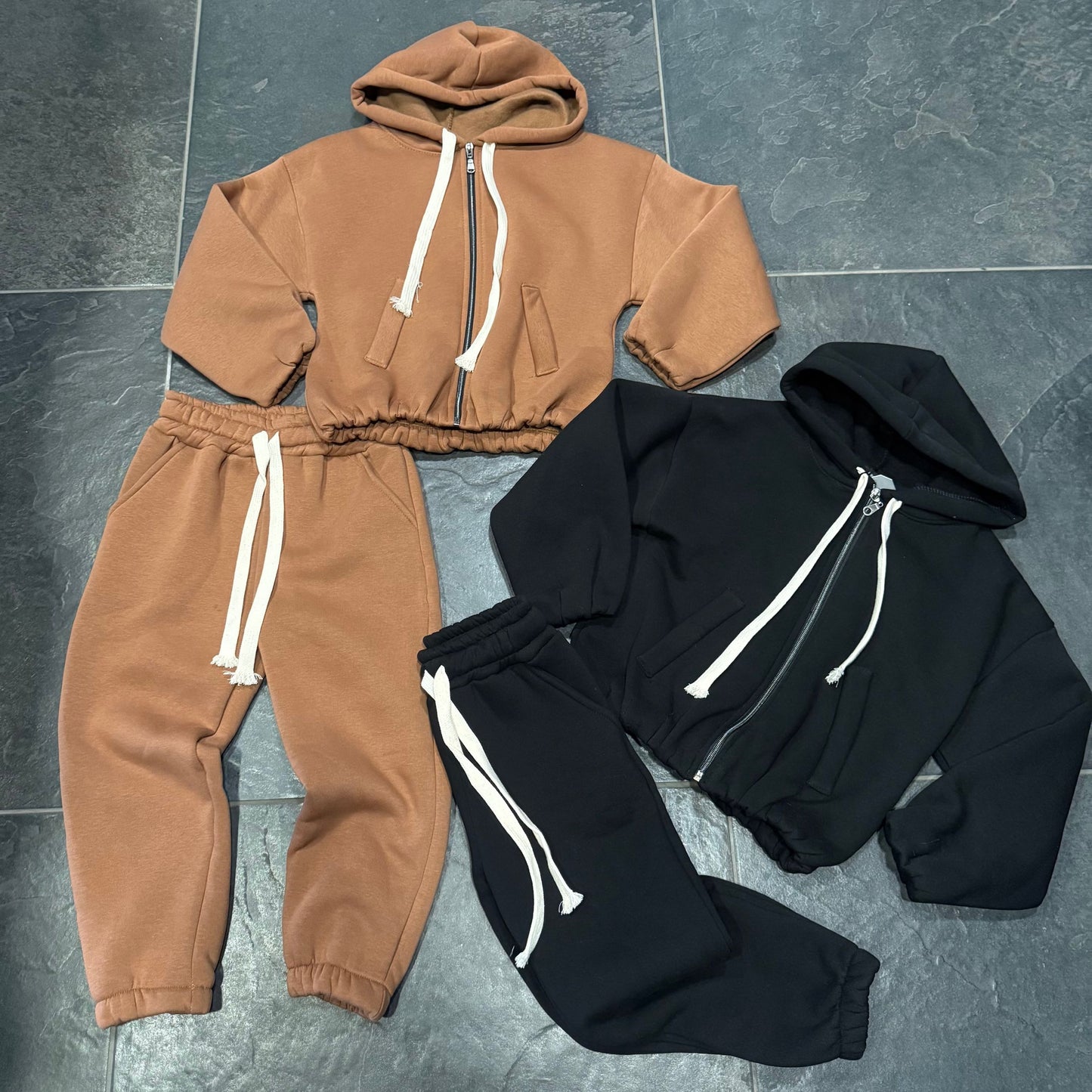 1062 TUTA NERA BIMBO - tute bimbo -