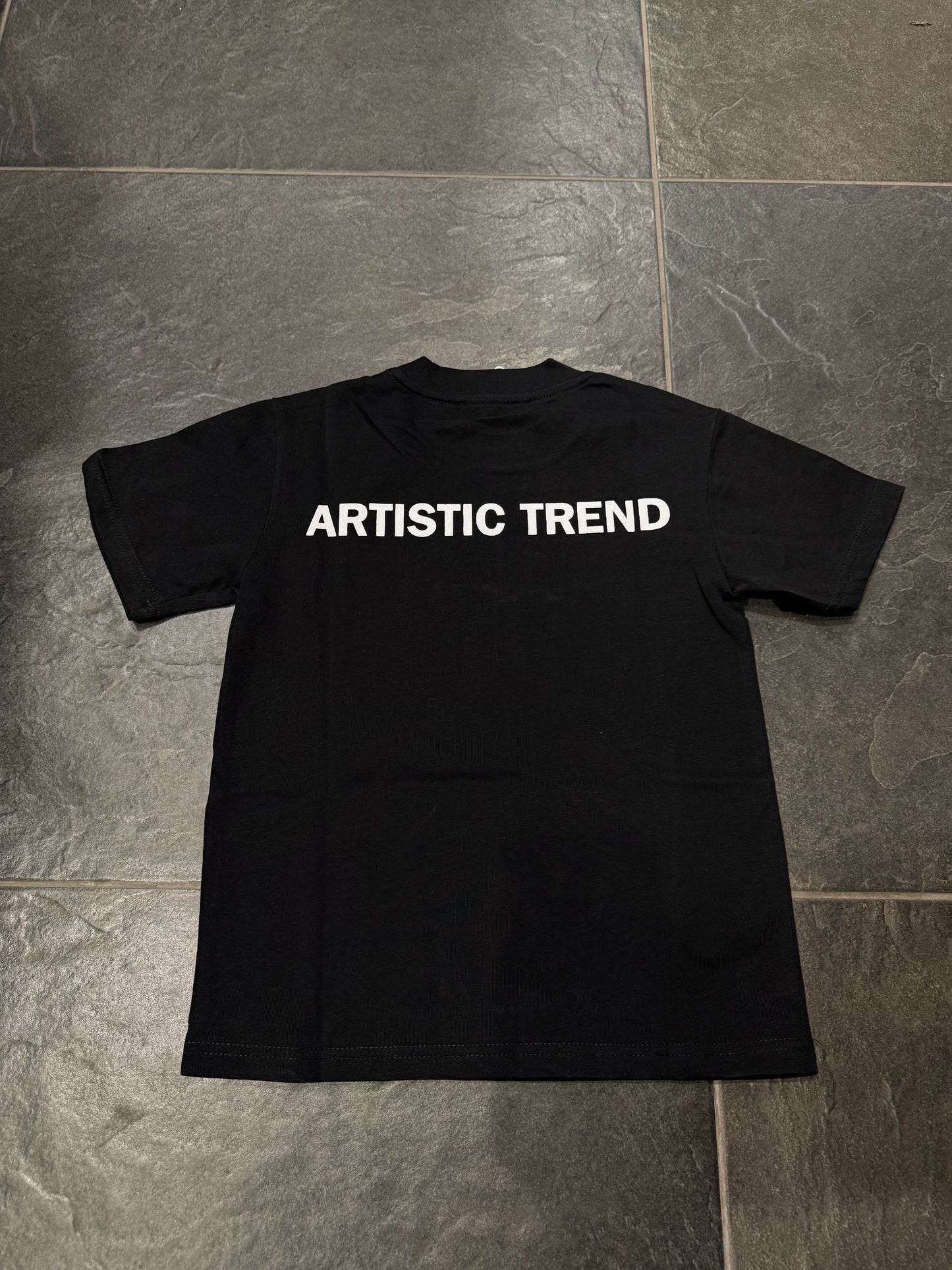 SZ-121 T-SHIRT BIMBO NERA - - IO CHICO