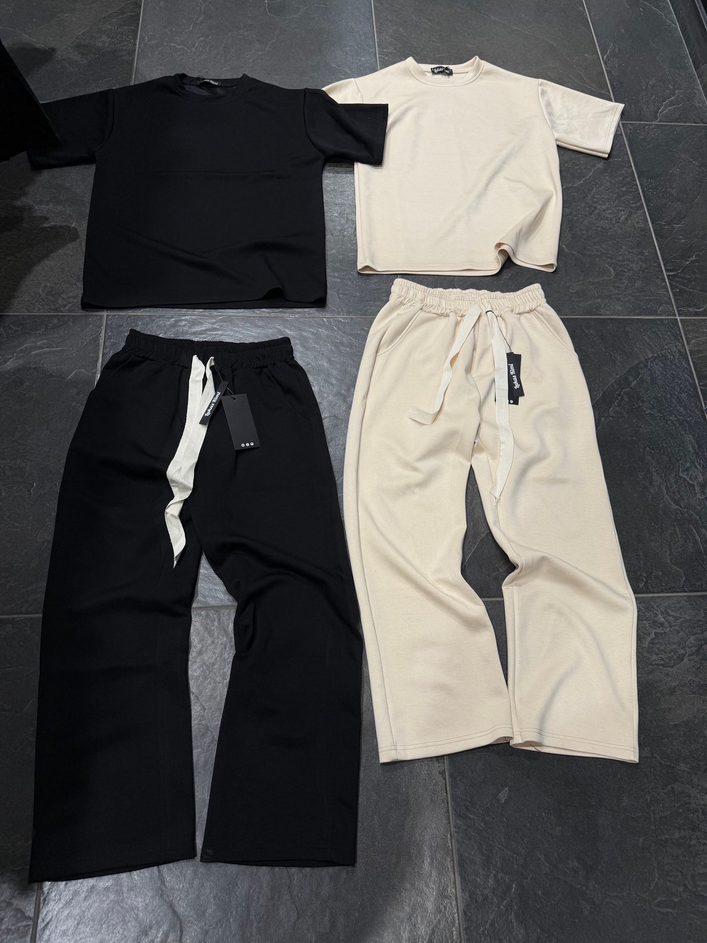 3082 COORDINATO NERO - Completi & Coordinati -
