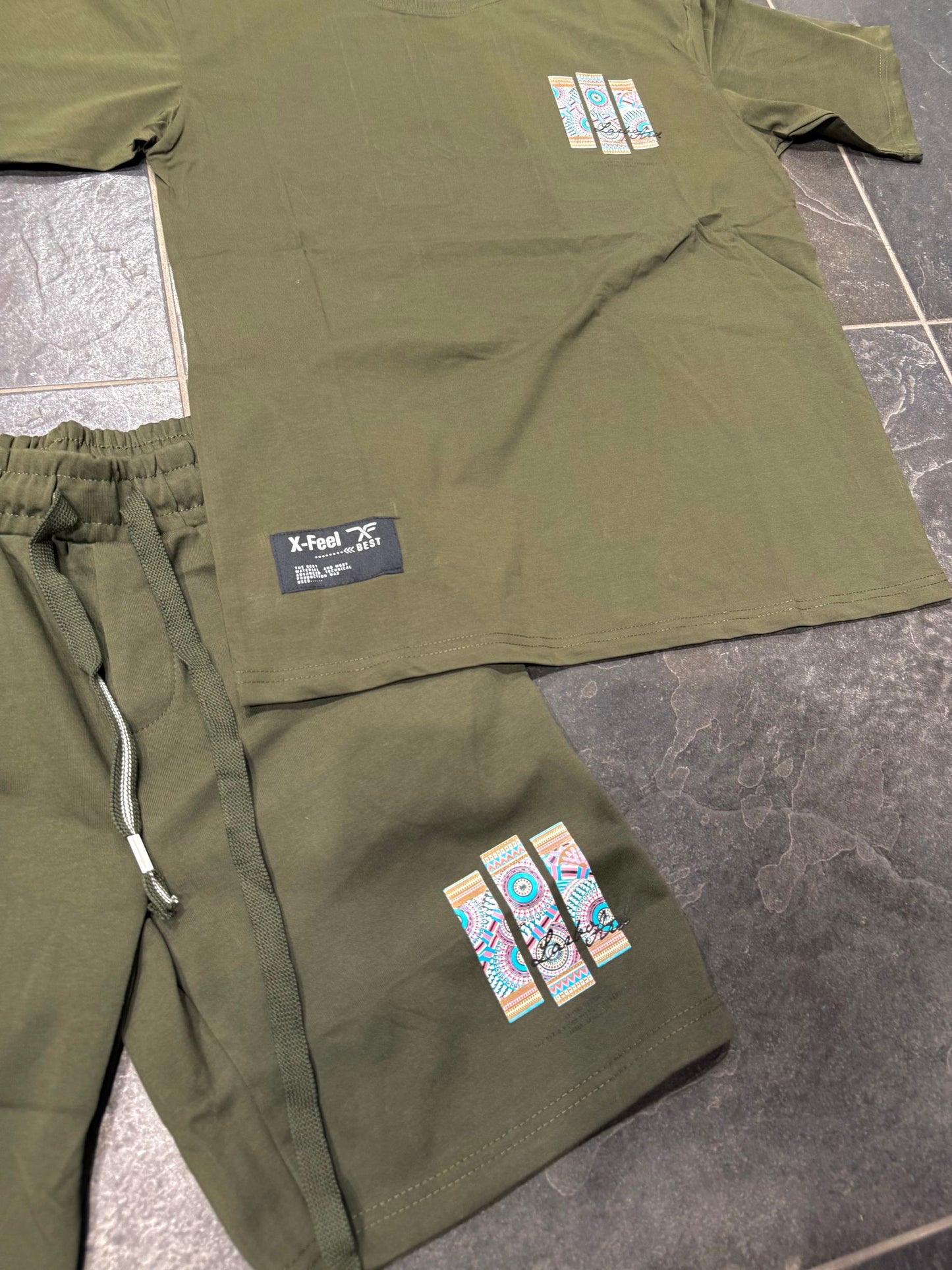 66867 COMPLETO UOMO VERDE MILITARE - Completo uomo -