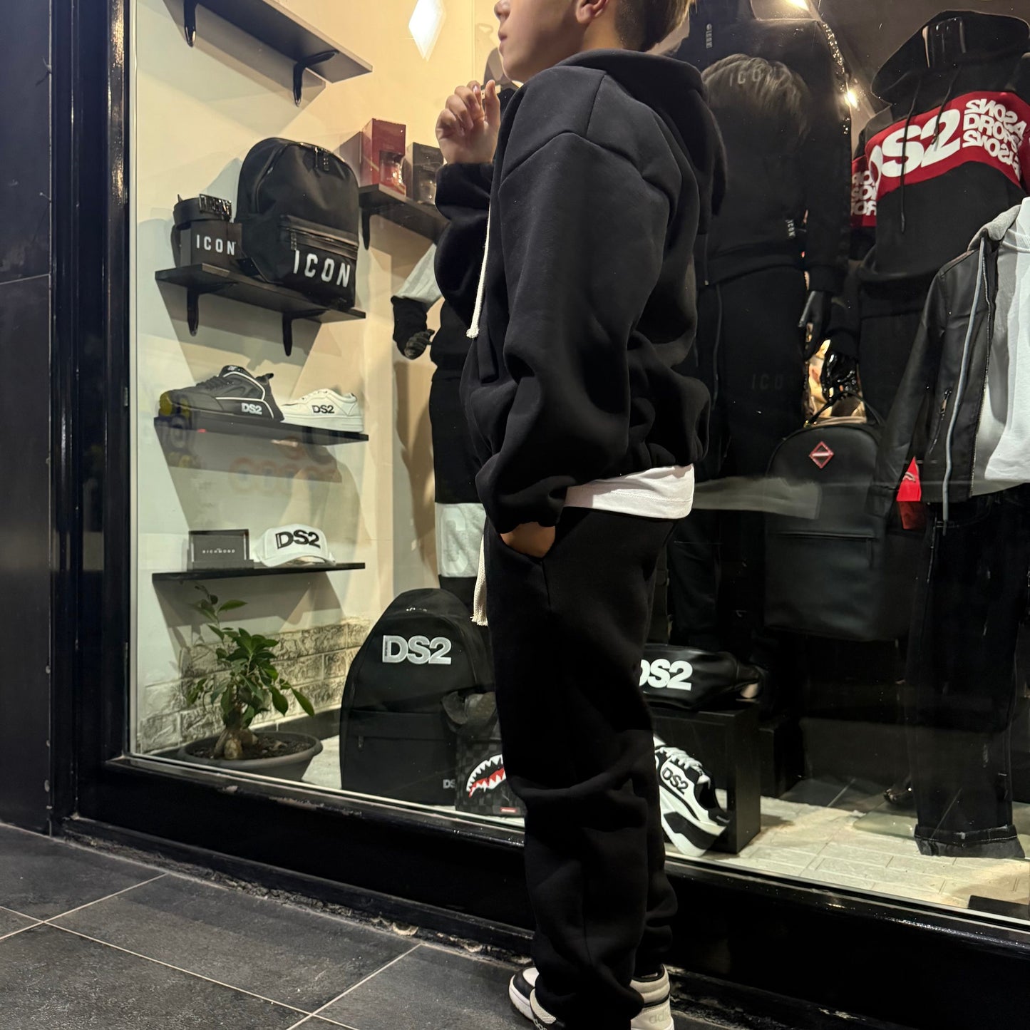 1062 TUTA NERA BIMBO - tute bimbo -