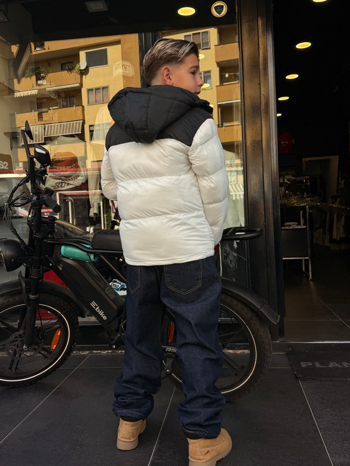 G006 GIUBBINO BIANCO - GIUBBINO BIMBO - CLASSIC