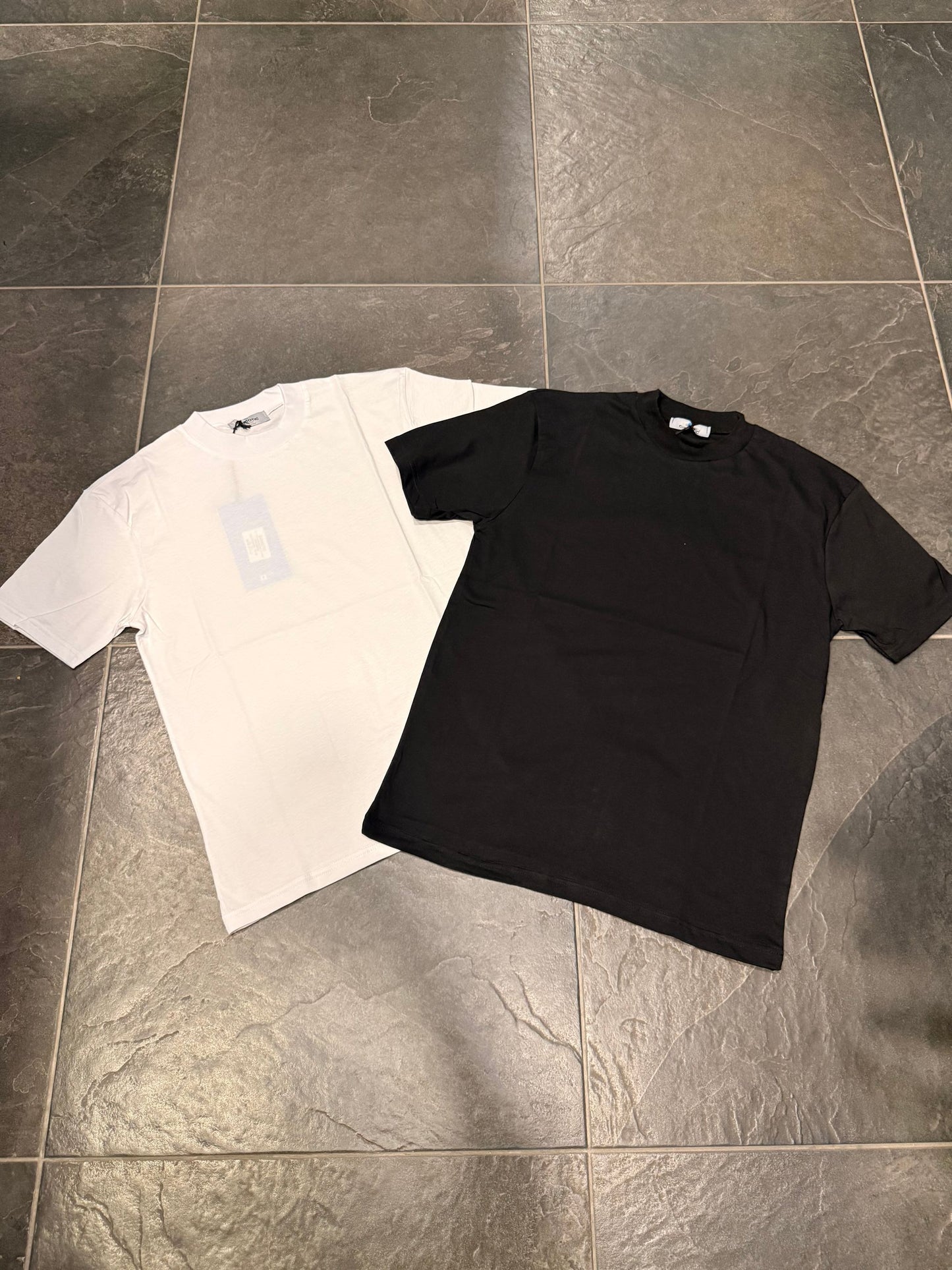 T/COLLO ALTO REGULAR NERA - T-shirt uomo - CIANOTIC