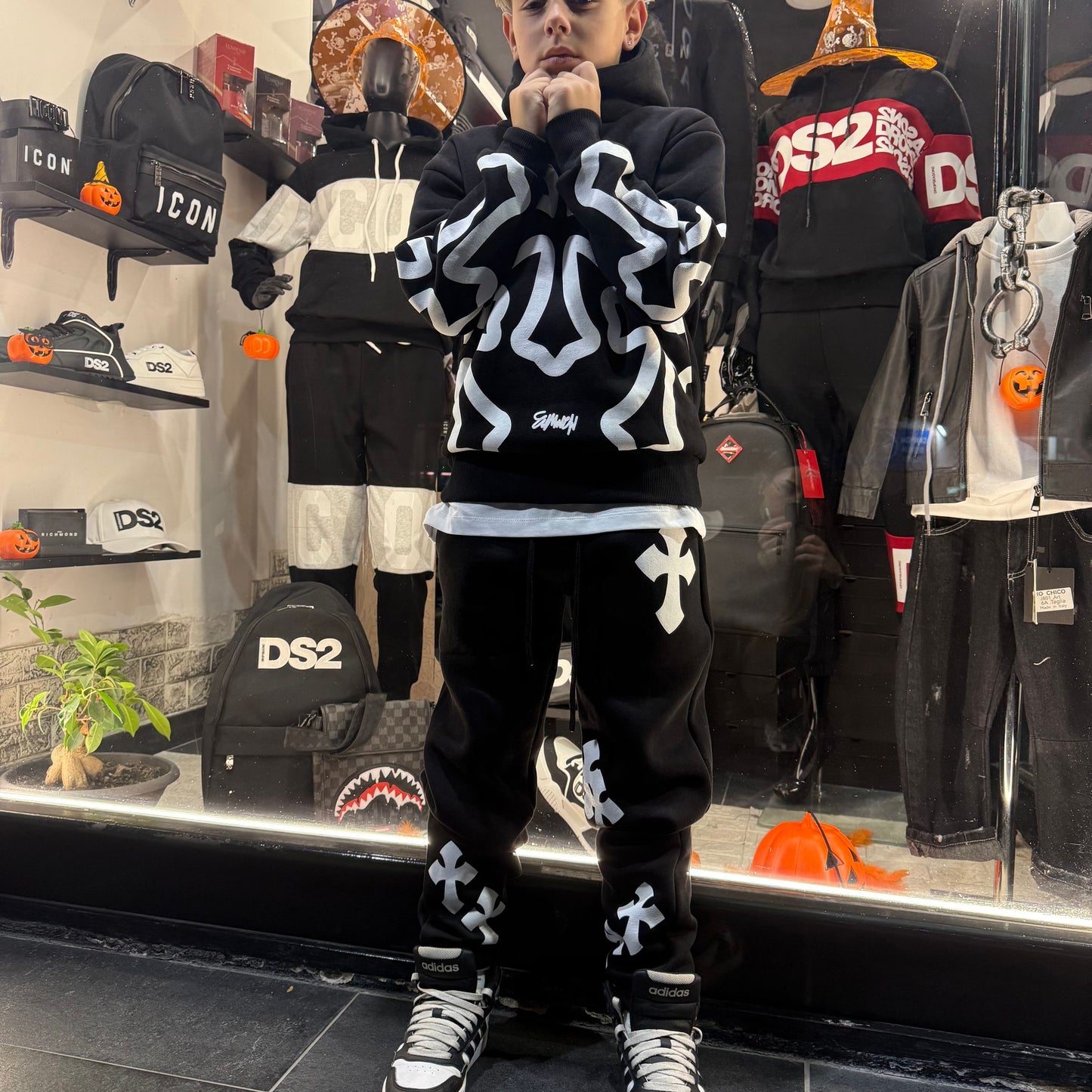 05S TUTA NERA - tute bimbo - BASIC 2.0