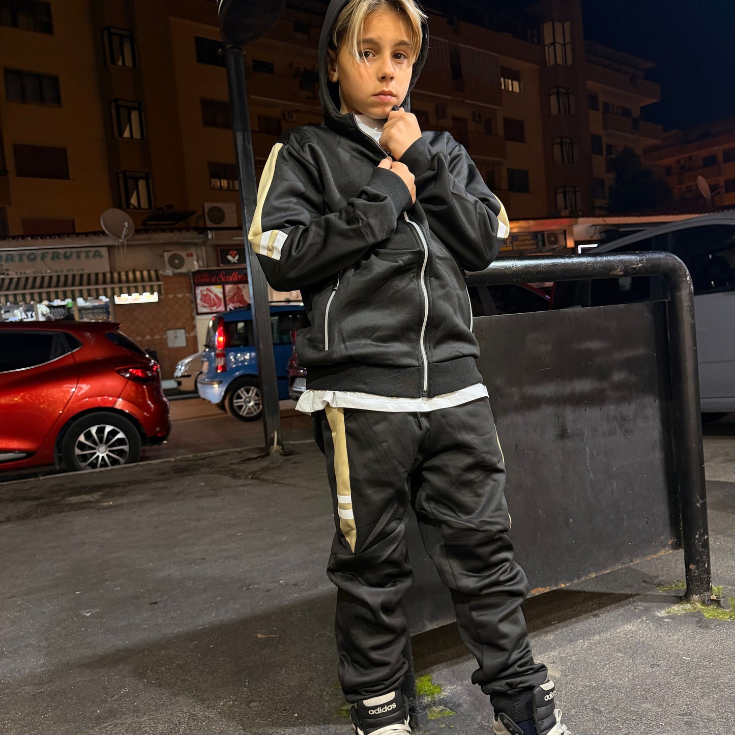 AH83631 TUTA BIMBO NERO -  - YI BOY