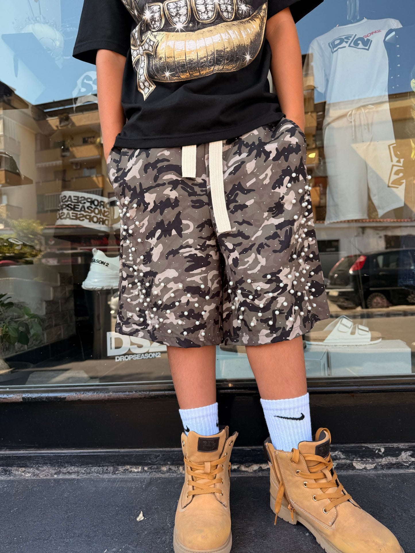 K682 BERMUDA MILITARE NERO - bermuda bimbo -