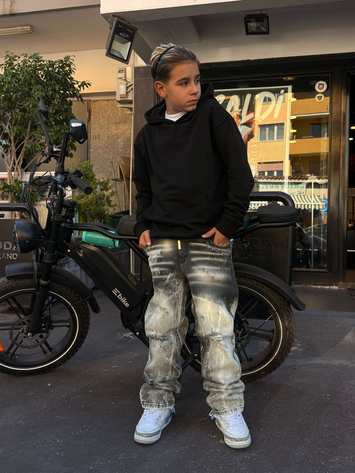 CB/HOODIE MONEY FELPA NERA - felpa bimbo - CIANOTIC