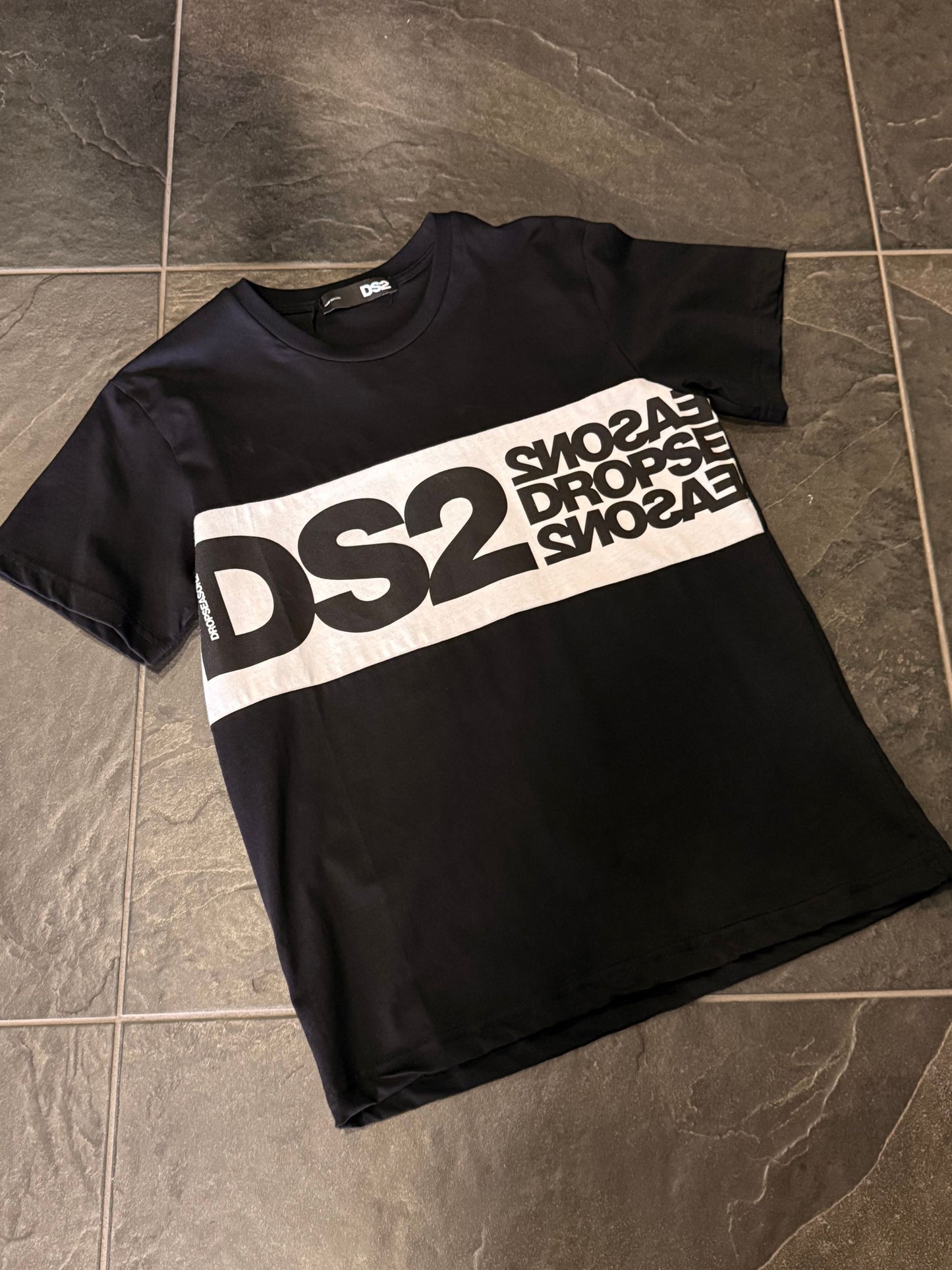 SS26214 T-SHIRT DS2 NERO/BIANCO - T-shirt uomo - DROP SEASON 2