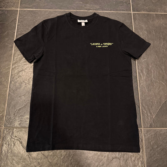T-SHIRT LACOSTE ON TENNIS NERA -  - LACOSTE